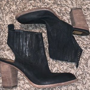 Dolce Vita Shoes - Dolce Vita western style booties Dolce Vita Shoes - Dolce Vita western style booties